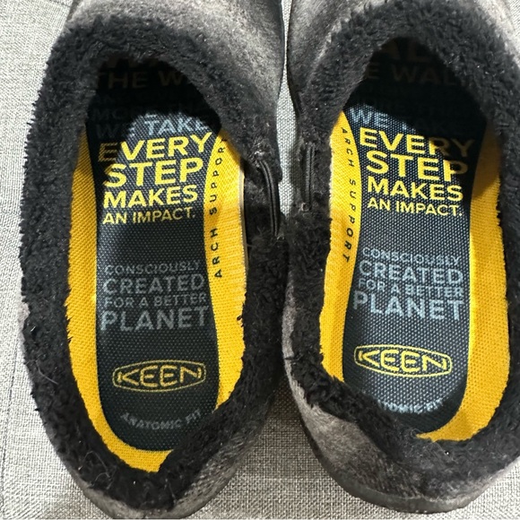 Keen Howser Slide Slipper - Picture 11 of 13